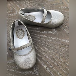 Baby Gap US 6” baby toddler new walker Mary Jane silver sparkle shiny shoes